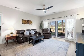 TV - World Tour Golf Resort #105 - Golf Course Front (Myrtle Beach)