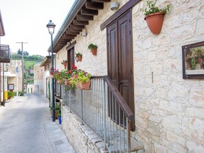 Exterior - Arsorama Village Homes (Arsos)