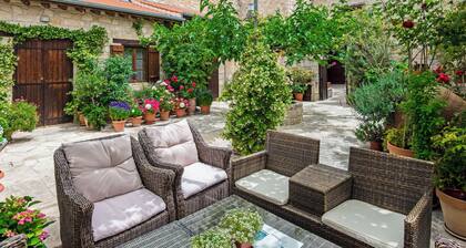 Arsorama Village Homes