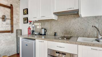 Apartment, 1 Bedroom | Interior