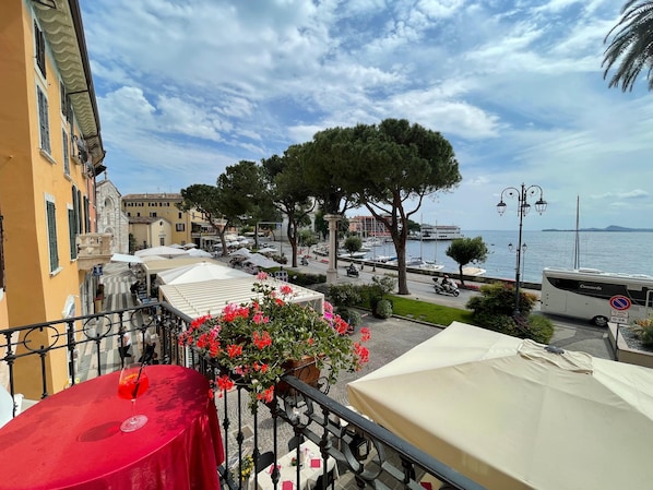 Front of property - Hotel & Restaurant San Marco AB (Toscolano Maderno)