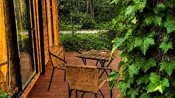 Habitación Confort doble, vistas al jardín | Terraza o patio