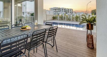 Sanders Mythical Blue Villas