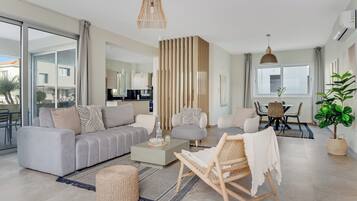 Villa, 4 Bedrooms, Private Pool | Room amenity