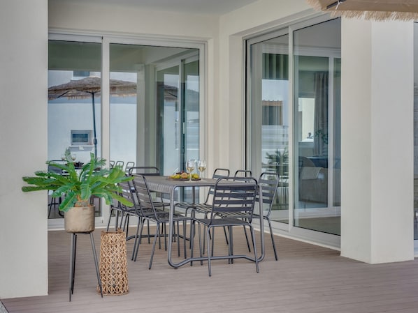 Terrace/patio - Sanders Mythical Blue Villas (Paralimni)