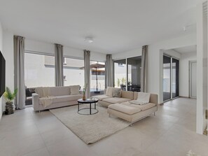 別墅, 4 間臥室, 私人泳池 | 客廳