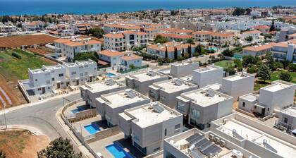 Sanders Mythical Blue Villas