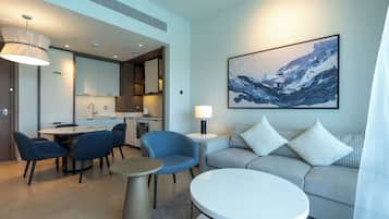 Suite Comfort | Area keluarga | Smart TV 45-inci dengan saluran TV satelit