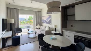 Căn hộ có thiết kế đặc trưng | Bếp riêng | Tủ lạnh, lò vi sóng, lò nướng, bếp nấu