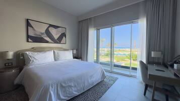 Standard Apartment | Desk, laptop workspace, free WiFi, bed sheets