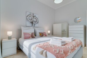 1 bedroom, blackout curtains, soundproofing, iron/ironing board