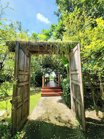 Terraza o patio. Natura Ravee Greenstay