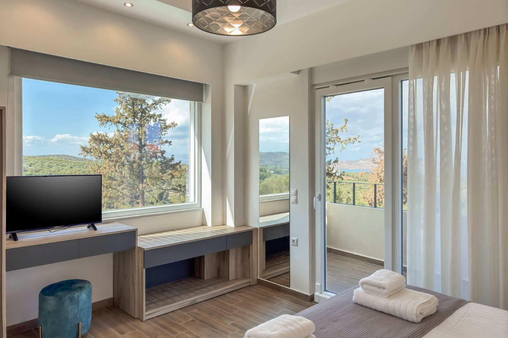 Villa, 3 soverom, privat basseng, sjøutsikt | 3 soverom, safe på rommet, blendingsgardiner og lydisolert