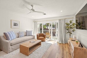 Exterior - Kingston Arms Modern 1BR On Lido Key (Sarasota)