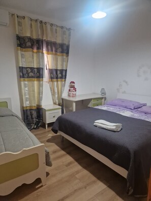 2 bedrooms, bed sheets - Magnificent cottage in the countryside with large outdoor and indoor spaces with fireplace (Ferrandina)