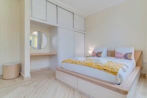 Comfort Apartment, Balcony, City View | 1 bedroom, blackout curtains, soundproofing, iron/ironing board - Funchal City Nest III (Funchal)