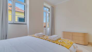 Comfort Apartment, Balcony, City View | 1 bedroom, blackout drapes, soundproofing, iron/ironing board