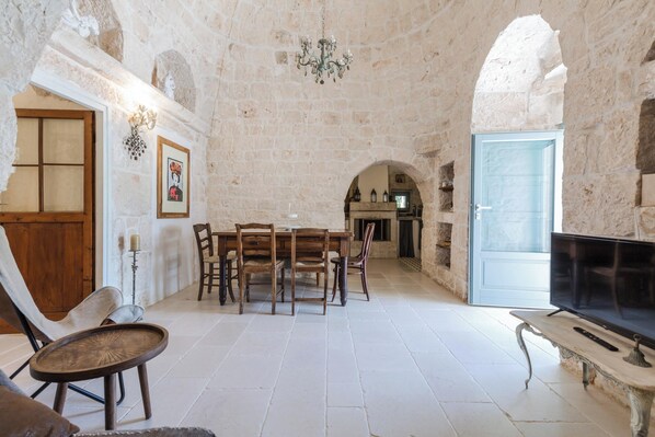 Dining - 4006 Trulloleandro by Barbarhouse (Ostuni)