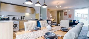 Free Parking - Coop Live Arena Etihad & City Centre Stay