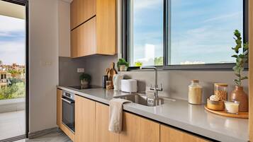 Apartment, 1 Bedroom, Balcony | Interior