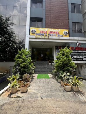 Fachada de la propiedad