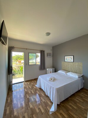 Zimmer, Balkon, Meerblick