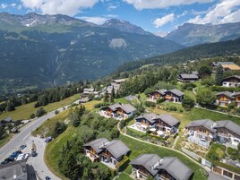 Chalet (3 Bedrooms) | Floor plan