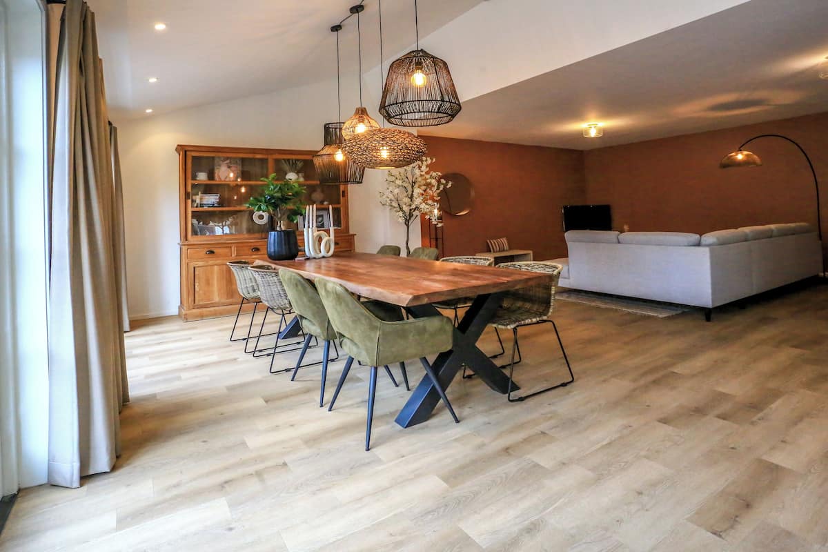 Casa familiar, 3 habitaciones, junto a la playa | Área de sala de estar