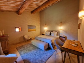 Comfort Double Room | Free WiFi - Bastide des 7 Sœurs (Roussillon)