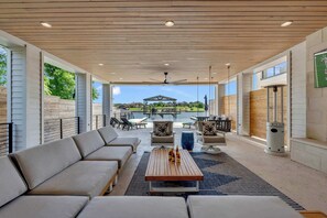 Terrace/patio - The High Life | Concierge Services (Kingsland)