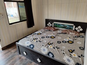 Sınıflandırılmamış resim, 28 üzerinden 3, düğme
