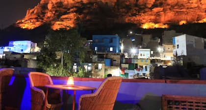 Kesar Heritage Guest House