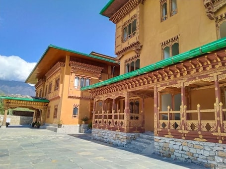 Exterior. Tshang Tshang Villa