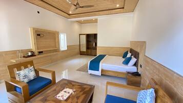 Luxury Double Room, Mountain View | Premium bedding, desk, laptop workspace, soundproofing