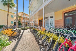 Property grounds - Sea Shores 215-1 bedroom-Sleeps 2-Lake Views (Panama City Beach)