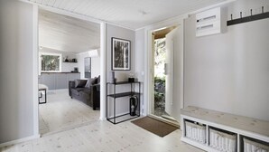 Living area - Dreamy House w. Private Dock by Sea (Södertälje SO)