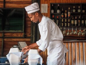 Restaurant - QUALITY INN HOTEL KIGALI (Kigali)