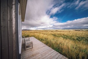 小屋 (Two-person Cabin with Hot Tub) | 露台/庭院