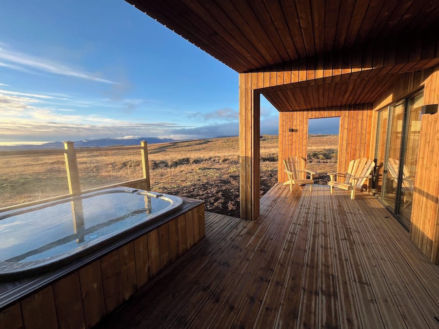 Superior Four Person Cabin with Hot Tub | Terrace/patio