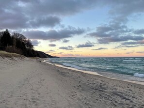 Liegestühle, Strandtücher