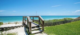 Spacious Beachfront Pool Home in charming Melbourne Beach