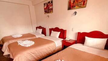 Standard Triple Room, 3 Twin Beds | Desk, laptop workspace, soundproofing, iron/ironing board (on request)