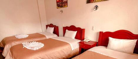 Escritorio y espacio para trabajar con laptop