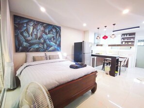 Iron/ironing board, WiFi, bed sheets - Home Base at Krabi 2BR 1BA Kitchen Laundry Parking for Family & Friends (Muaeng Krabi)