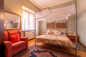 2 chambres, fer et planche Ă repasser, Wi-Fi gratuit, draps fournis