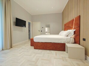 Egyptian cotton sheets, premium bedding, down comforters - Crystal Domus (Rome)