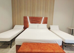 Egyptian cotton sheets, premium bedding, down comforters - Crystal Domus (Rome)