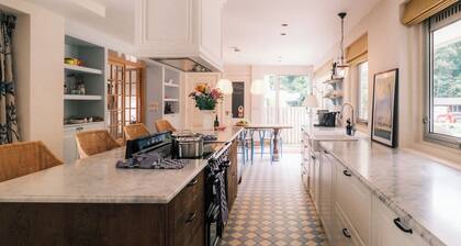 Zeeland's Oasis of Tranquility (with Swimming Pool)