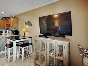 Interior - Grand Caribbean #309 West by Southern Vacation Rentals (Destin)