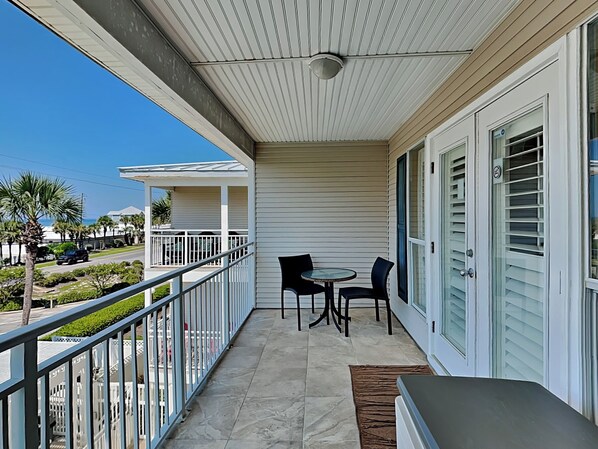 公寓客房, 多張床, 陽台 (Grand Caribbean#309  - No Pets) | 室外用餐